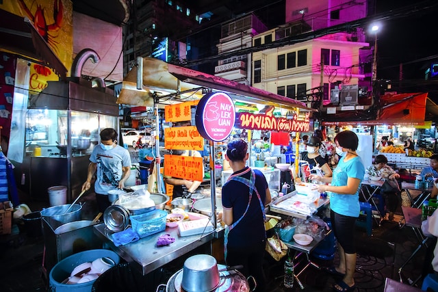 backpacking through thailand