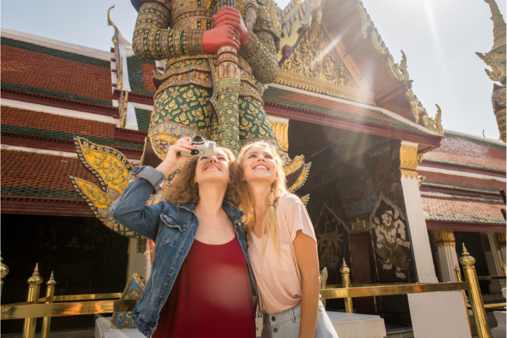 how to capture the best photos of Thailand when traveling