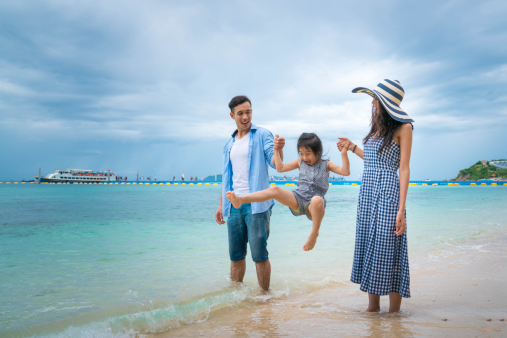 What to consider when traveling to Thailand with children